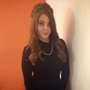 Meet your Posher, Angelia